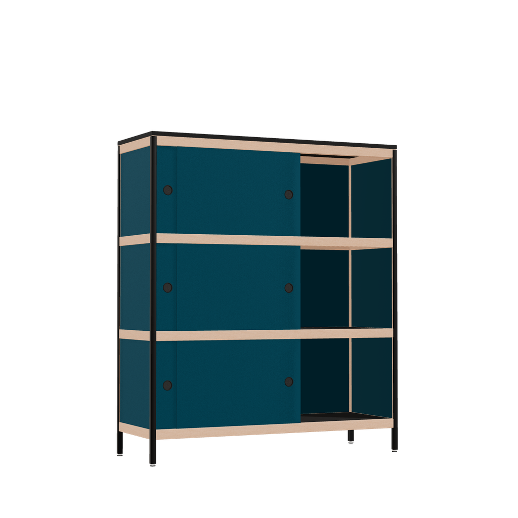 Kast (139.8x120x42 cm)