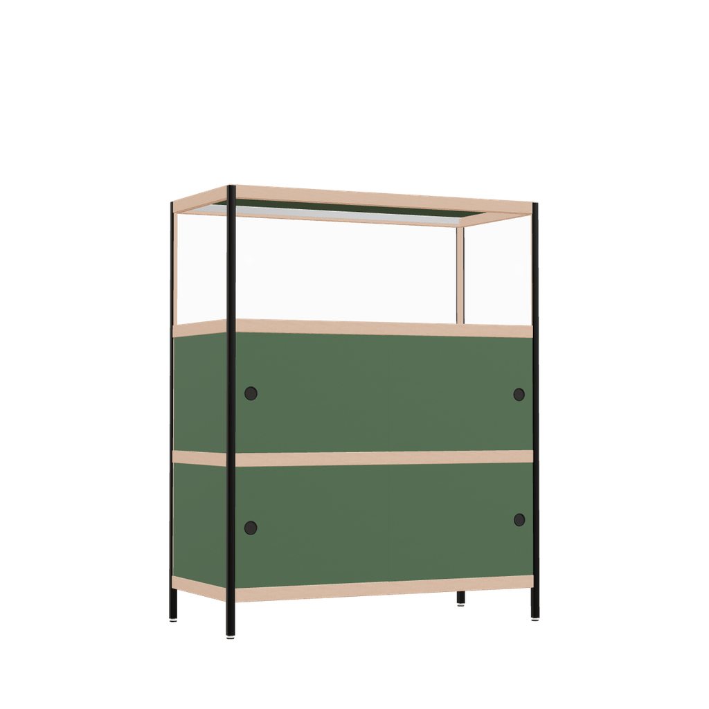 Kast (138x110x52 cm)