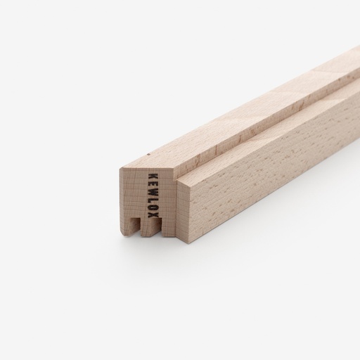 Upper front crosspiece